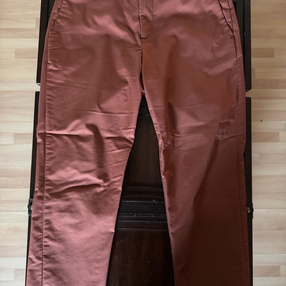 Banana Republic Slim Fit Rapid Movement Chinos - Rust/Clay - 32x32